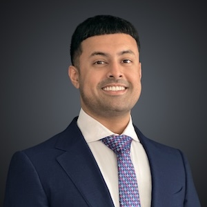 headshot 300x300 Aakash